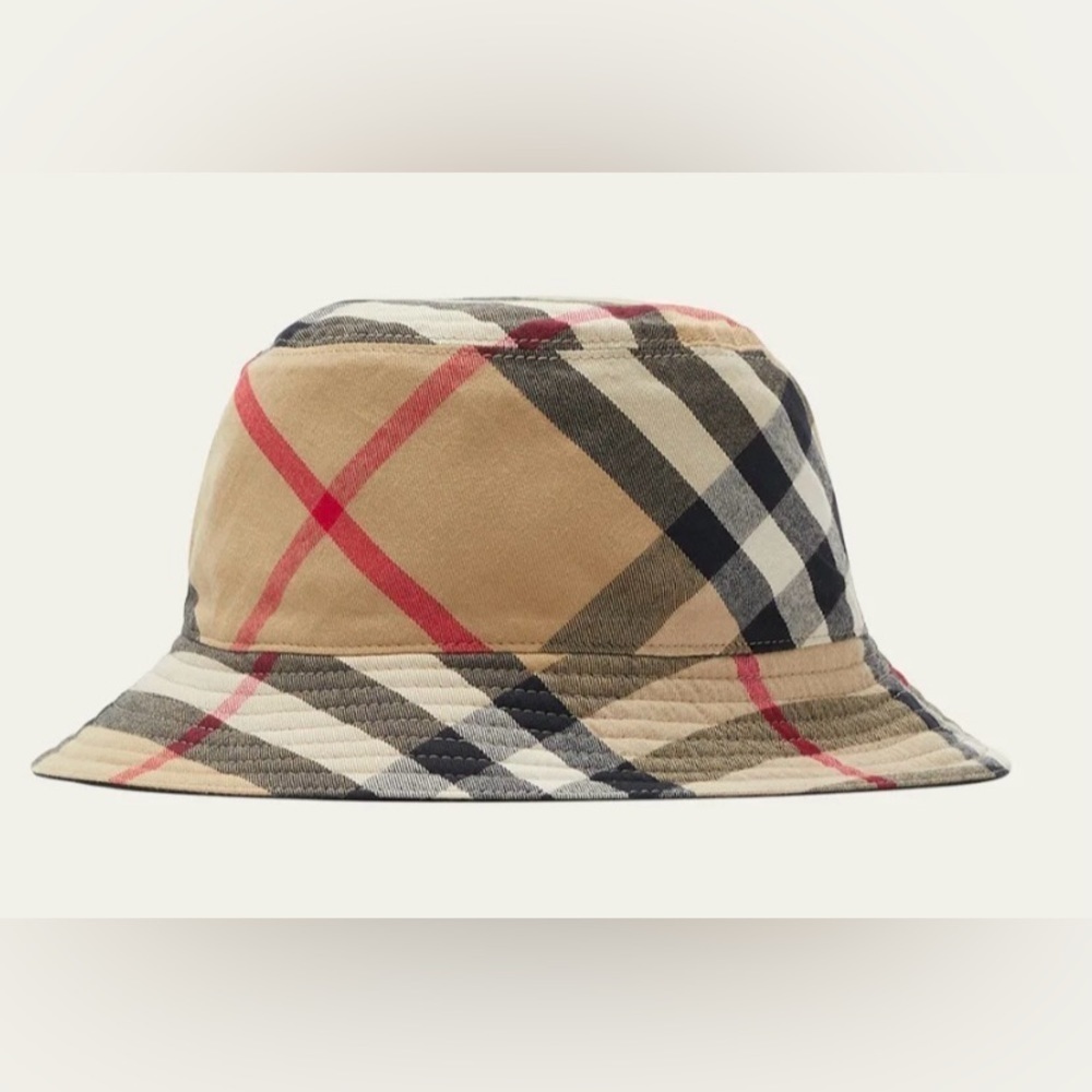 BURBERRY
Vintage Check-pattern bucket men’s Reversible Hat